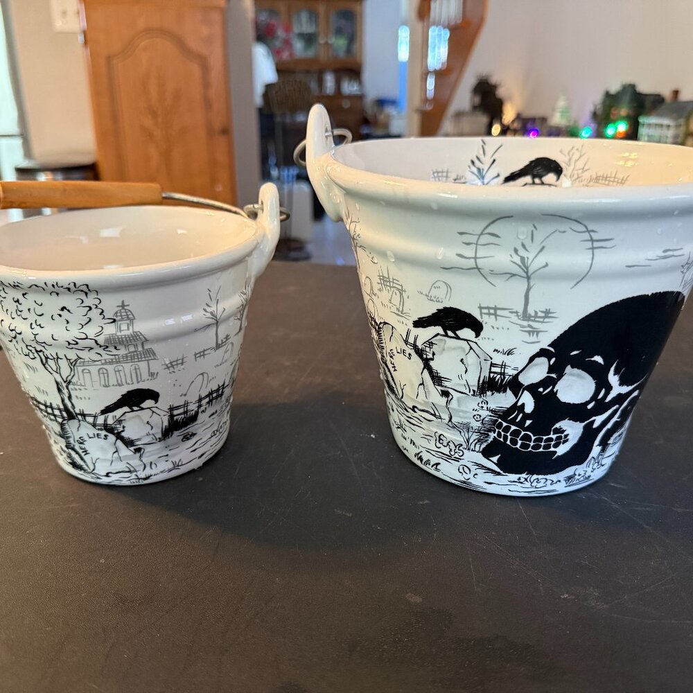 2 Maxcera Graveyard Crow Skull Pot Buckets Halloween w/wood handles (153)